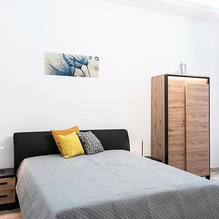 Astoria Tiny Apartment 布达佩斯 外观 照片